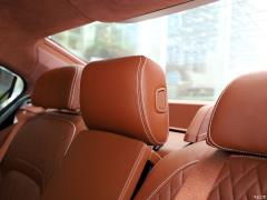 Обновленный спортивный костюм 740Li xDrive Executive M 2019 года 2019 facelifted 740Li xDrive executive M sports suit Фото 256 из 540
