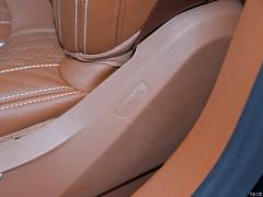 Обновленный спортивный костюм 750Li xDrive V8 M 2019 года 2019 facelifted 750Li xDrive V8 M sports suit Фото 384 из 540
