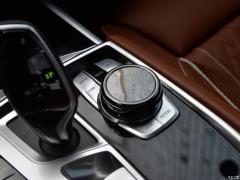 Обновленный спортивный костюм 750Li xDrive V8 M 2019 года 2019 facelifted 750Li xDrive V8 M sports suit Фото 154 из 540