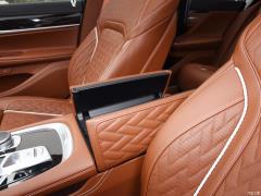 Обновленный спортивный костюм 750Li xDrive V8 M 2019 года 2019 facelifted 750Li xDrive V8 M sports suit Фото 472 из 540