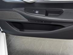 Обновленный спортивный костюм 730Li M 2019 года 2019 facelifted 730Li M sports suit Фото 41 из 45