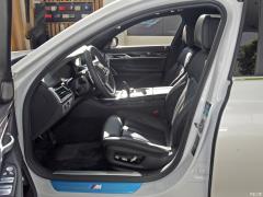 Обновленный спортивный костюм 730Li M 2019 года 2019 facelifted 730Li M sports suit Фото 20 из 45