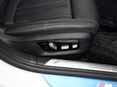 Обновленный спортивный костюм 730Li M 2019 года 2019 facelifted 730Li M sports suit Фото 42 из 45