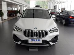2021 модельный фейслифтинг sDrive20Li фотомодель 2021 model facelift sDrive20Li fashion model Фото 9 из 261
