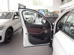 2021 модельный фейслифтинг sDrive20Li фотомодель 2021 model facelift sDrive20Li fashion model Фото 355 из 716