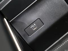 Эксклюзивный спортивный костюм M 2021 xDrive40i 2021 xDrive40i exclusive M sports suit Фото 59 из 97