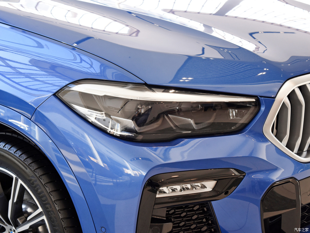 Новое фото BMW X6 Новое фото BMW X6
