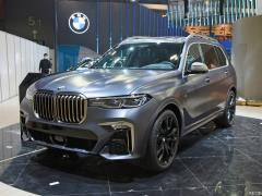 Коллекция xDrive M50i Faye 2020 года 2020 xDrive M50i Faye Collection Edition Фото 1 из 50