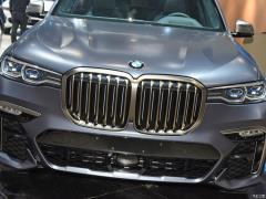 Коллекция xDrive M50i Faye 2020 года 2020 xDrive M50i Faye Collection Edition Фото 12 из 50