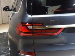 Коллекция xDrive M50i Faye 2020 года 2020 xDrive M50i Faye Collection Edition Фото 41 из 50