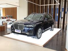 2021 xDrive40i эксклюзивный роскошный пакет 2021 xDrive40i exclusive luxury package Фото 1 из 56