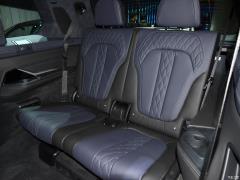 Коллекция xDrive M50i Faye 2020 года 2020 xDrive M50i Faye Collection Edition Фото 53 из 70