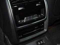 Коллекция xDrive M50i Faye 2020 года 2020 xDrive M50i Faye Collection Edition Фото 51 из 70