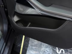 Коллекция xDrive M50i Faye 2020 года 2020 xDrive M50i Faye Collection Edition Фото 60 из 70