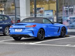 Спортивный ночной комплект sDrive 25i M 2019 г. 2019 sDrive 25i M Sports Night Set Фото 28 из 69