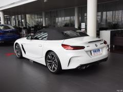 Спортивная версия M40i M 2019 года 2019 M40i M sports performance version Фото 4 из 61