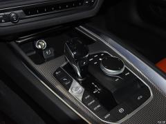 Ограниченная серия sDrive 25i Silver Cream, 2020 г. 2020 sDrive 25i Silver Cream Limited Edition Фото 72 из 136