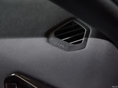Ограниченная серия sDrive 25i Silver Cream, 2020 г. 2020 sDrive 25i Silver Cream Limited Edition Фото 52 из 136