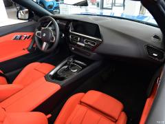 Спортивный ночной комплект sDrive 25i M 2019 г. 2019 sDrive 25i M Sports Night Set Фото 4 из 21