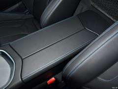 Спортивный ночной комплект sDrive 25i M 2019 г. 2019 sDrive 25i M Sports Night Set Фото 127 из 150