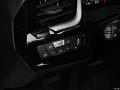 Ограниченная серия sDrive 25i Scorching Sun 2020 года 2020 sDrive 25i Scorching Sun Limited Edition Фото 14 из 150