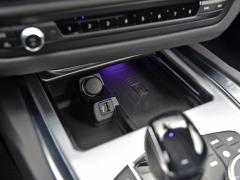 Спортивный ночной комплект sDrive 25i M 2019 г. 2019 sDrive 25i M Sports Night Set Фото 61 из 150