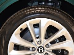 2021 4.0T V8 2021 4.0T V8 Фото 33 из 99