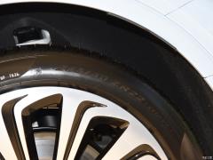 2021 4.0T V8 2021 4.0T V8 Фото 29 из 42
