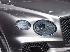 2021 4.0T V8 Первое издание, ограниченное издание 2021 4.0T V8 First Edition Limited Edition Фото 16 из 60