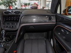 2021 4.0T V8 2021 4.0T V8 Фото 4 из 132