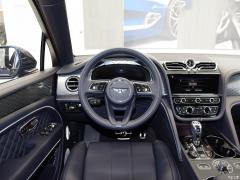 2021 4.0T V8 2021 4.0T V8 Фото 2 из 41