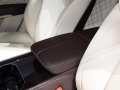 2021 4.0T V8 Первое издание, ограниченное издание 2021 4.0T V8 First Edition Limited Edition Фото 64 из 82