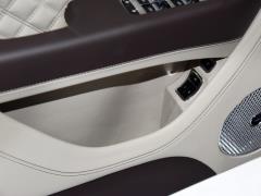 2021 4.0T V8 Первое издание, ограниченное издание 2021 4.0T V8 First Edition Limited Edition Фото 45 из 82