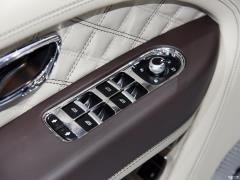 2021 4.0T V8 Первое издание, ограниченное издание 2021 4.0T V8 First Edition Limited Edition Фото 44 из 82