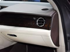 2021 4.0T V8 Первое издание, ограниченное издание 2021 4.0T V8 First Edition Limited Edition Фото 37 из 82