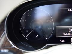 2021 4.0T V8 Первое издание, ограниченное издание 2021 4.0T V8 First Edition Limited Edition Фото 9 из 82