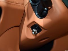 2021 4.0T V8 2021 4.0T V8 Фото 33 из 100