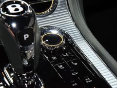 2020 4.0T GT V8 2020 4.0T GT V8 Фото 29 из 92
