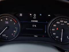 2021 год 28T 4WD Platinum Edition 2021 28T 4WD Platinum Edition Фото 21 из 196