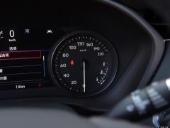 2021 год 28T 4WD Platinum Edition 2021 28T 4WD Platinum Edition Фото 30 из 196