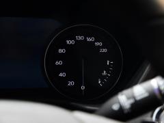 2021 год 28T 4WD Platinum Sport Edition 2021 28T 4WD Platinum Sport Edition Фото 94 из 422