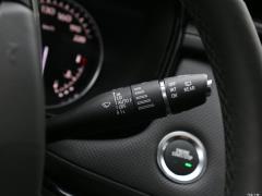 2021 2.0T полноприводная роскошь 2021 2.0T two-wheel drive luxury Фото 65 из 372