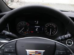 2021 2.0T полноприводная роскошь 2021 2.0T two-wheel drive luxury Фото 51 из 372