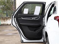 2021 2.0T полноприводная роскошь 2021 2.0T two-wheel drive luxury Фото 257 из 372
