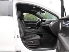 2021 2.0T полноприводная роскошь 2021 2.0T two-wheel drive luxury Фото 261 из 372