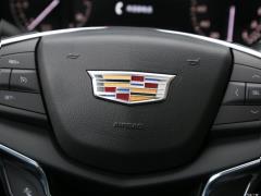 2021 2.0T полноприводная роскошь 2021 2.0T two-wheel drive luxury Фото 63 из 372