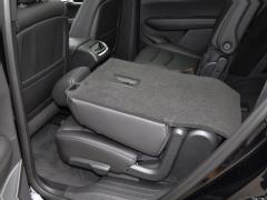 2021 2.0T шестиместный полноприводный люкс 2021 2.0T six-seater two-wheel drive luxury Фото 718 из 872