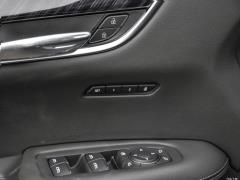 2021 2.0T шестиместный полноприводный люкс 2021 2.0T six-seater two-wheel drive luxury Фото 710 из 872