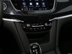 Шестиместный полноприводный роскошный автомобиль 2021 2.0T 2021 2.0T six-seater four-wheel drive luxury Фото 35 из 872