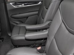 2021 2.0T шестиместный полноприводный люкс 2021 2.0T six-seater two-wheel drive luxury Фото 720 из 872